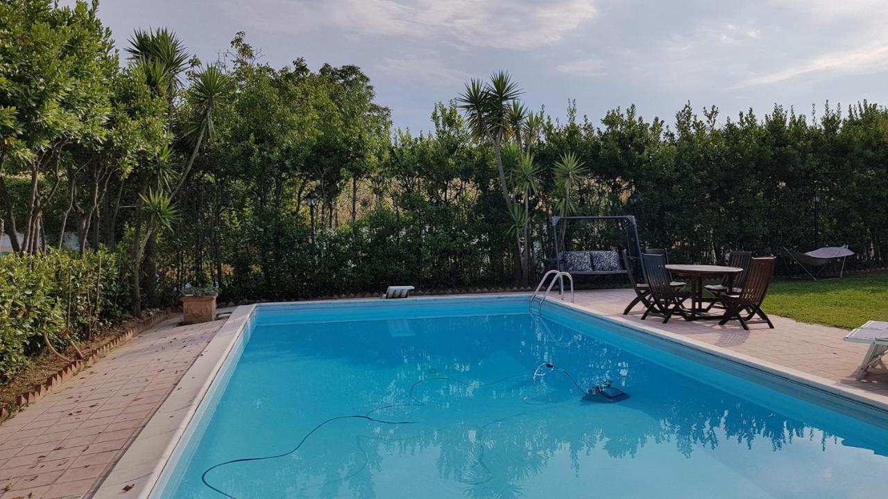 Sinilu B&B Silvi Paese Exteriér fotografie