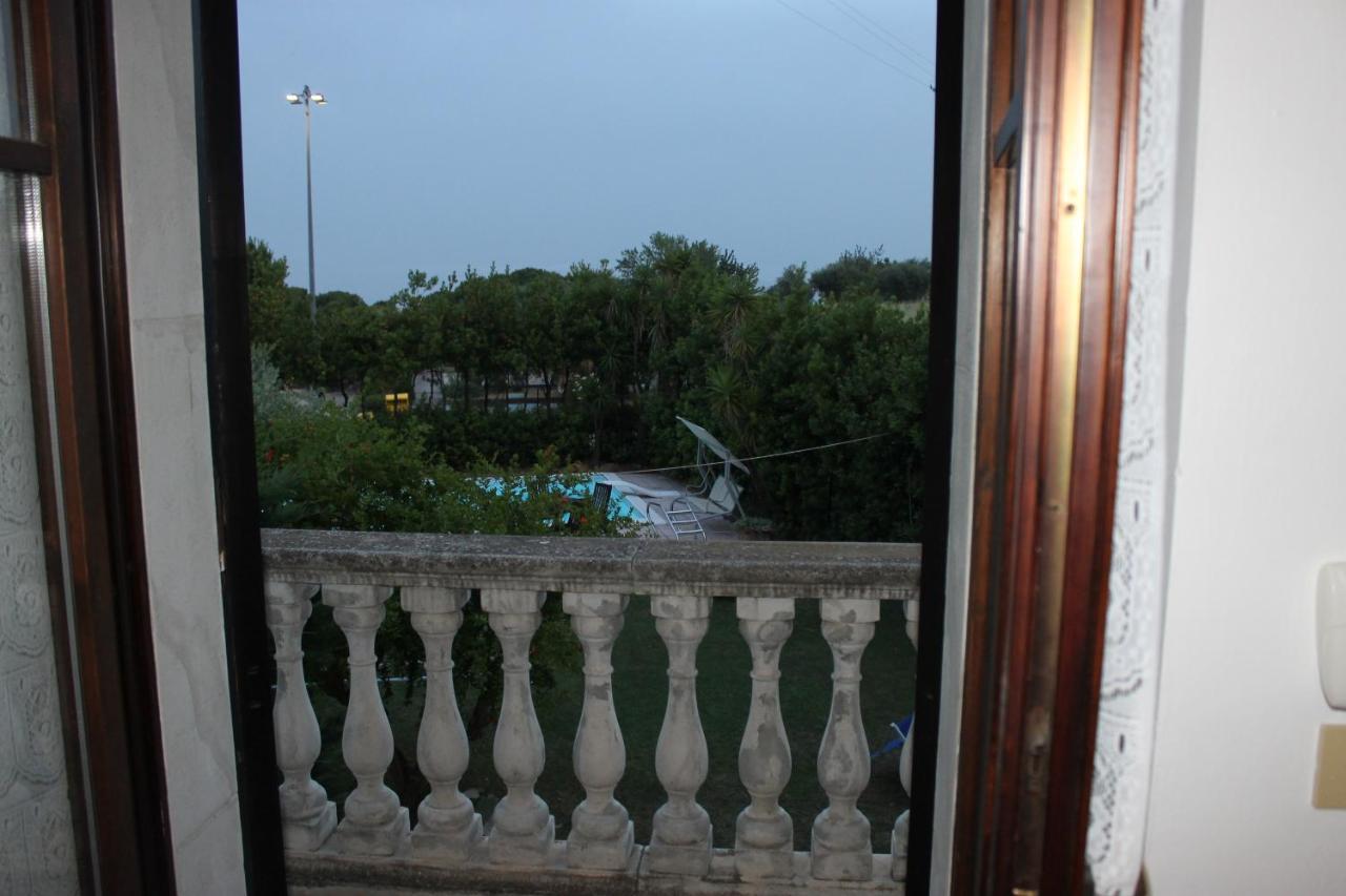 Sinilu B&B Silvi Paese Exteriér fotografie