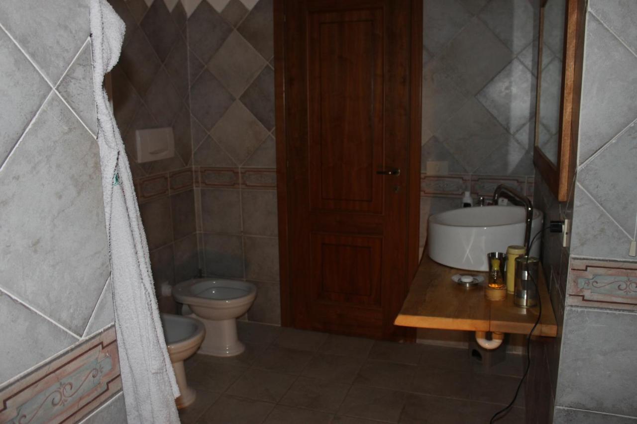 Sinilu B&B Silvi Paese Exteriér fotografie
