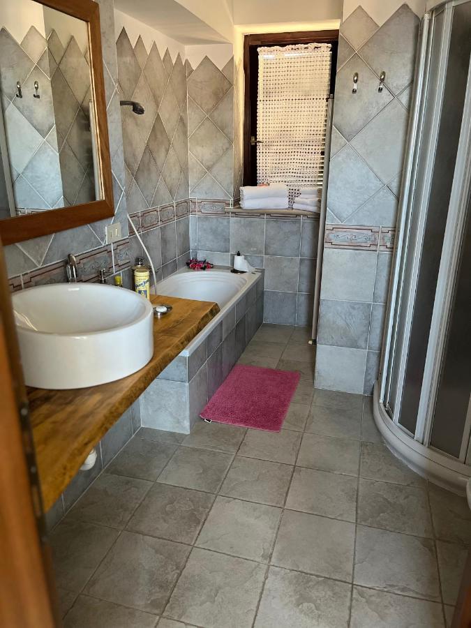 Sinilu B&B Silvi Paese Exteriér fotografie