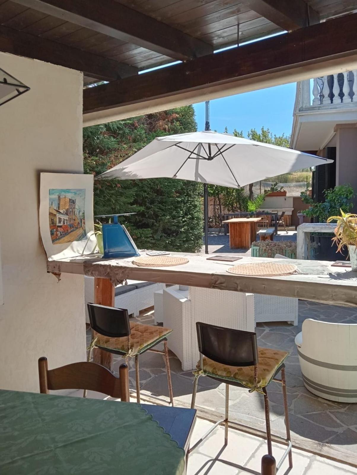 Sinilu B&B Silvi Paese Exteriér fotografie