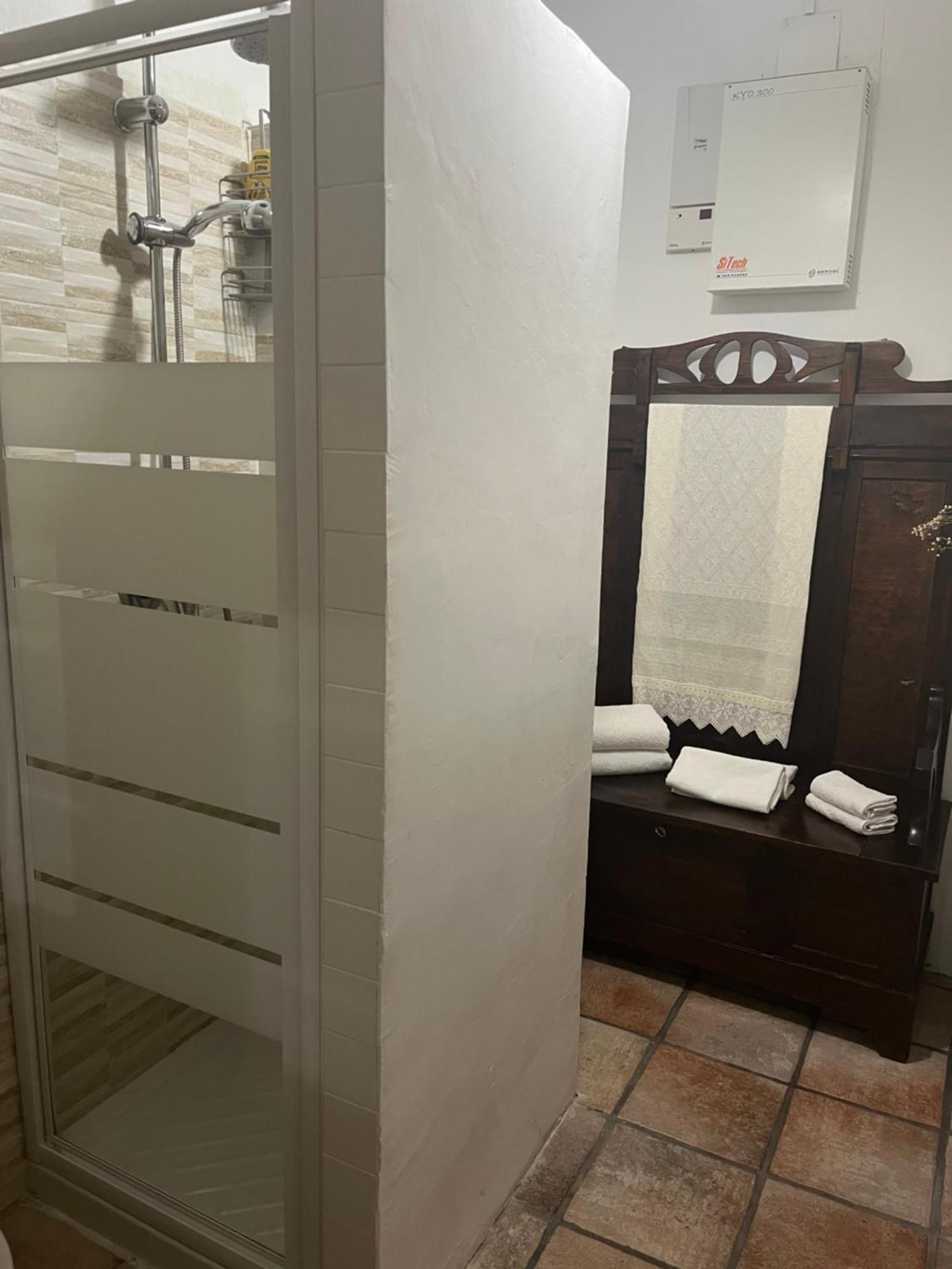 Sinilu B&B Silvi Paese Exteriér fotografie